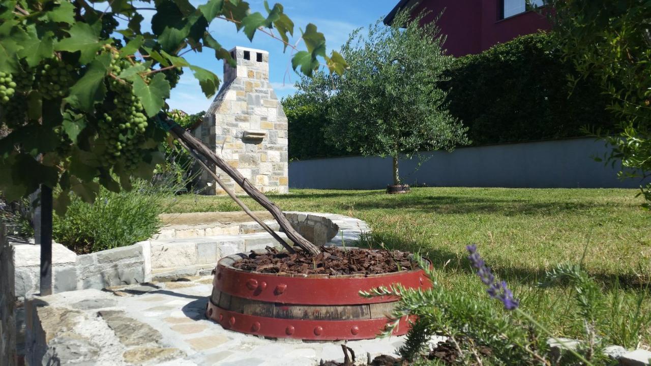 Apartma Brnistra Ginestra كوبر المظهر الخارجي الصورة